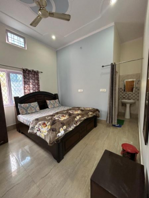 Gaharwar Home Stay